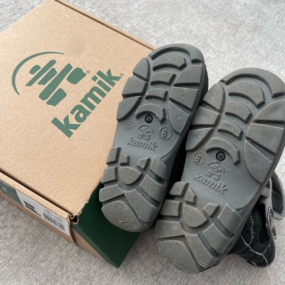 Kamik winter boots toddler size 8 - Picture 2 of 5